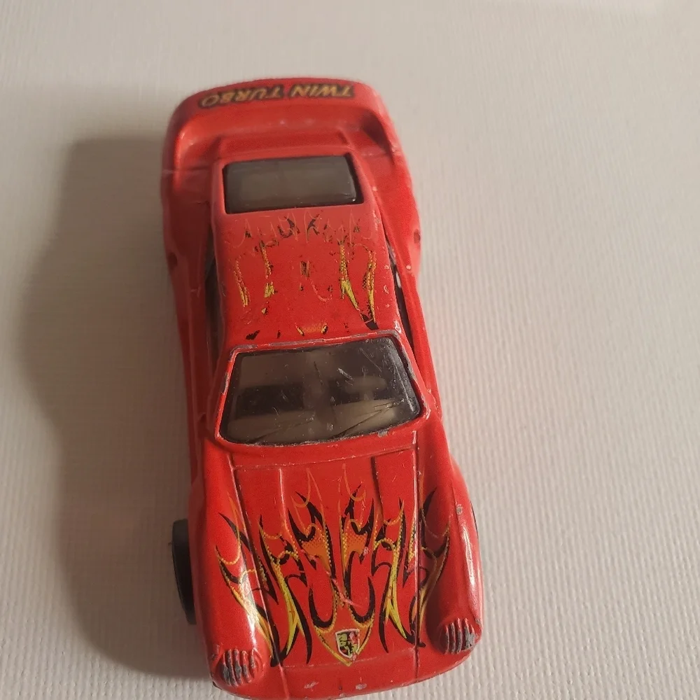 Vintage 1987- Porsche Twin Turbo Hot Wheel